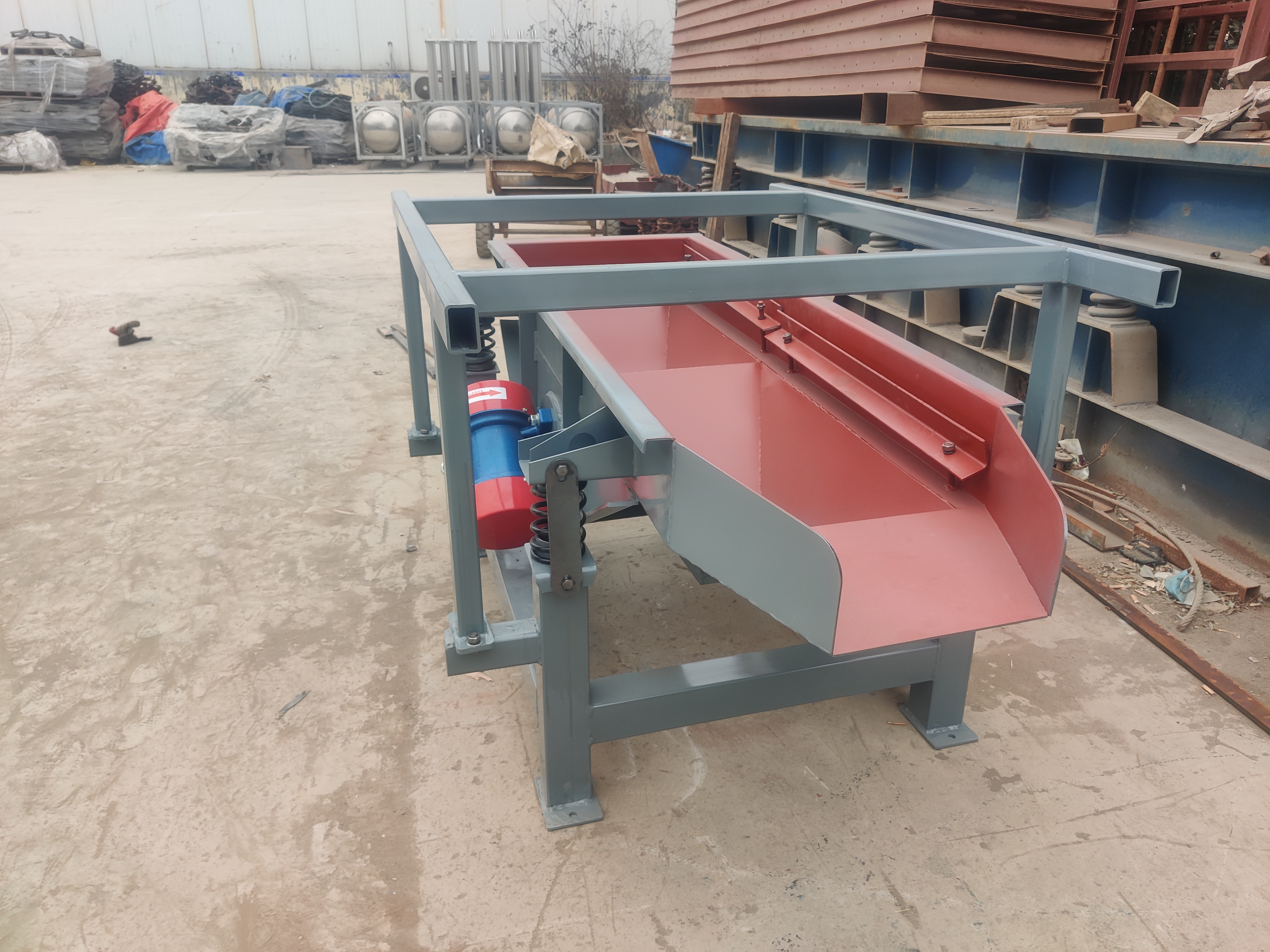 電磁振動(dòng)給料機(jī)的調(diào)整、調(diào)試