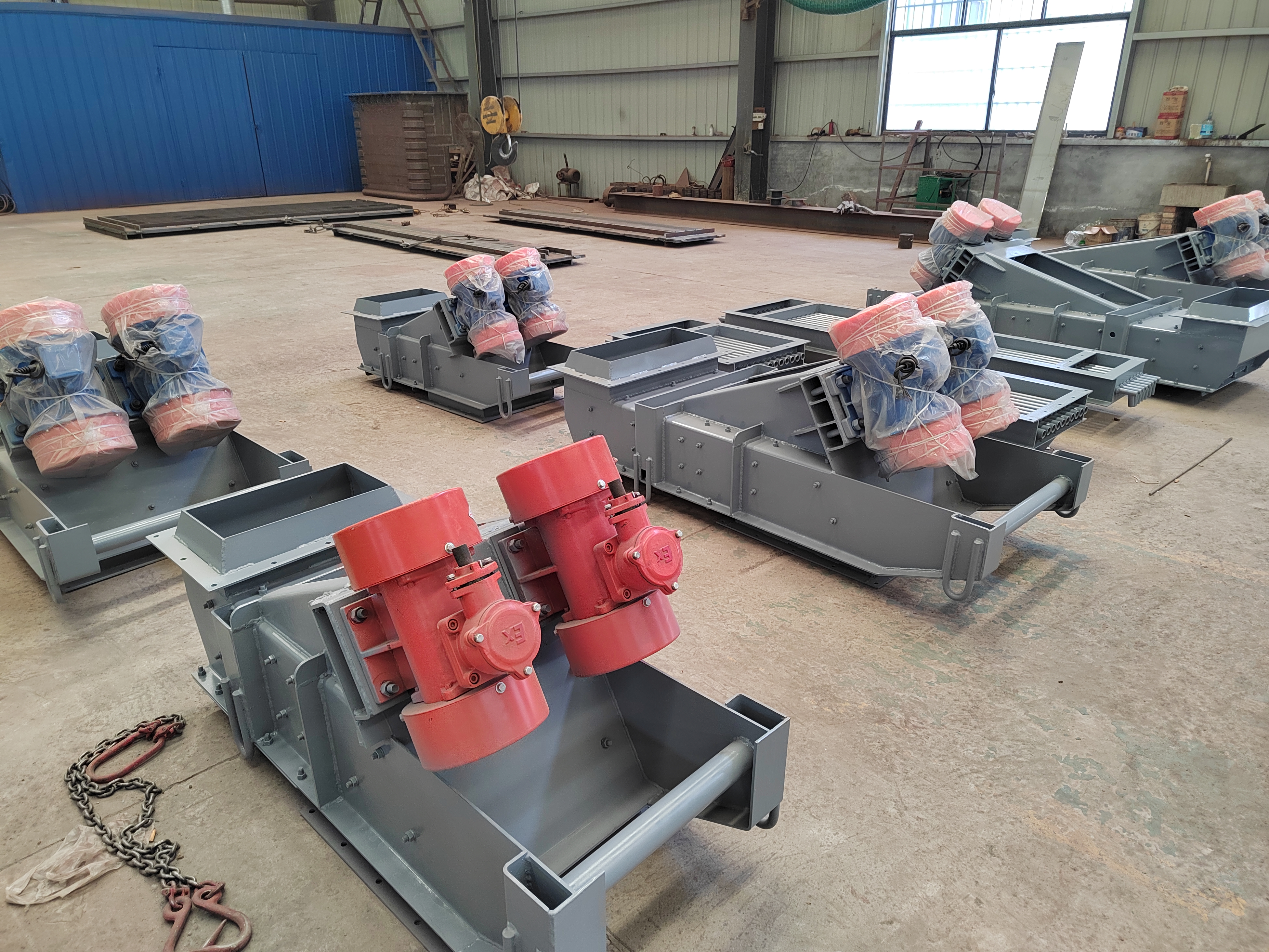 振動(dòng)給料機(jī)常見(jiàn)故障處理(振動(dòng)給料機(jī)操作規(guī)程)